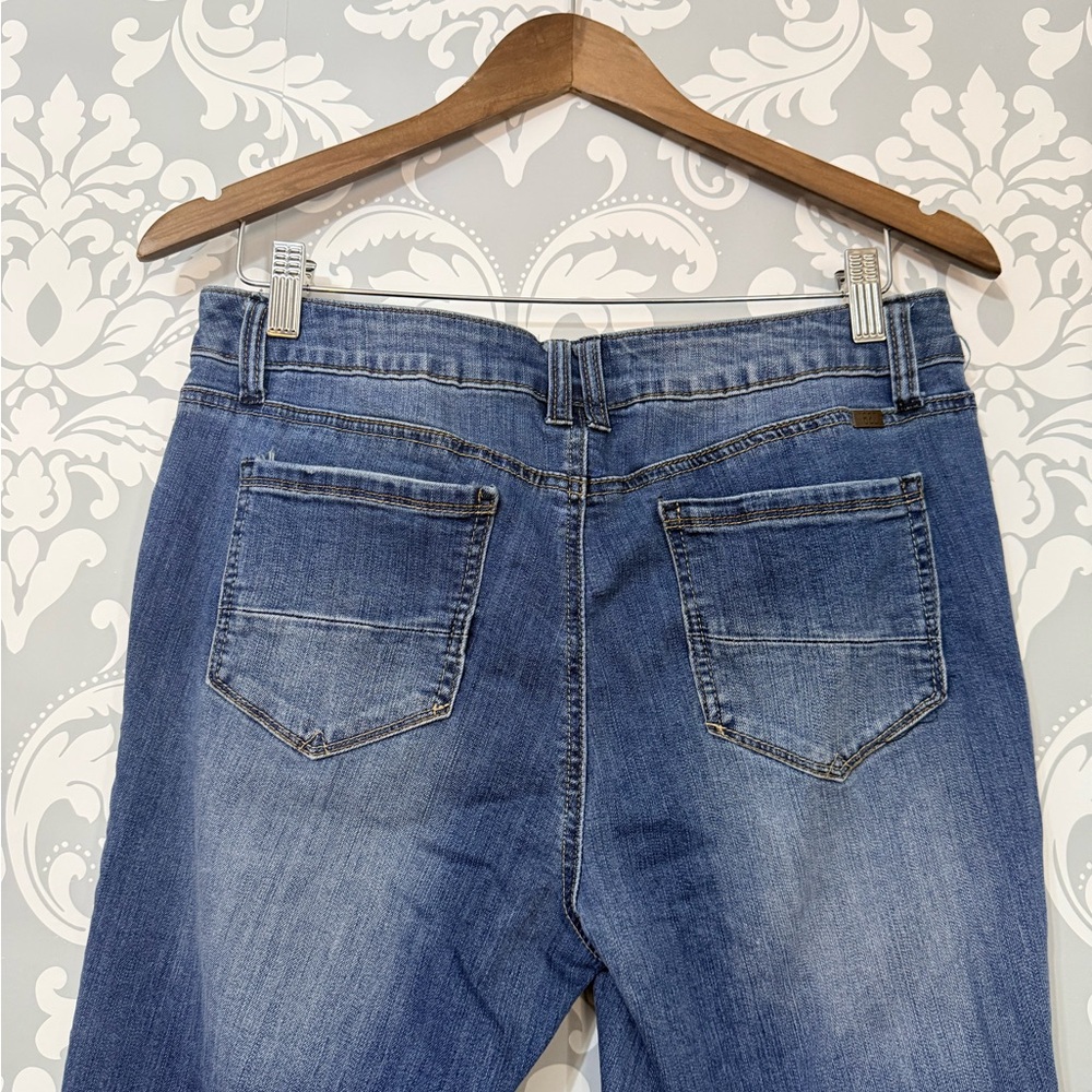 1822 Denim‎ Distressed Cut Off Mid Rise Skinny Jeans - Picture 6 of 6
